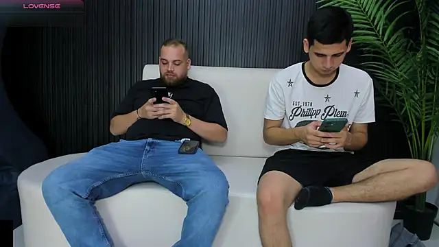 Ruin Destruction online show from December 18, 2025, 7:29 pm