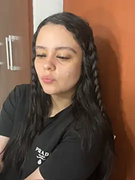 Selena Roa online show from March 11, 2026, 3:06 pm