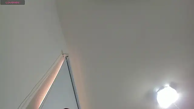 Snapshot of mirandaduboiss chatting on November 12, 2025, 5:06 pm mirandaduboiss online show from November 12, 2025, 5:06 pm