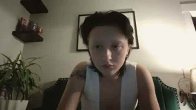 kutekiwi online show from October 29, 2025, 5:06 am