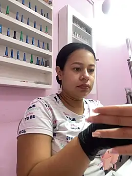 Snapshot of PaulaCruz01 chatting on November 20, 2025, 6:41 pm PaulaCruz01 online show from November 20, 2025, 6:41 pm