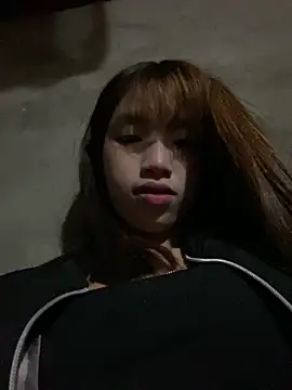 2k7-sex online show from December 1, 2025, 3:51 am