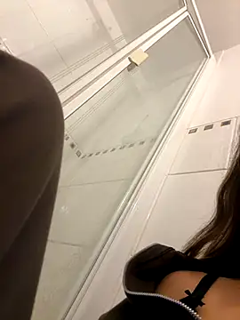 Snapshot of Gia_Atkinson chatting on October 26, 2025, 8:20 pm Gia Atkinson online show from October 26, 2025, 8:20 pm