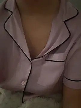 Snapshot of Gia_Atkinson chatting on October 23, 2025, 11:09 am Gia Atkinson online show from October 23, 2025, 11:09 am