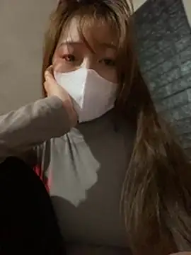 kitty-20x online show from February 8, 2026, 11:13 pm