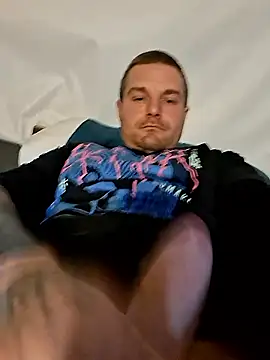 Snapshot of DadDDick925 chatting on January 10, 2026, 1:01 am DadDDick925 online show from January 10, 2026, 1:01 am