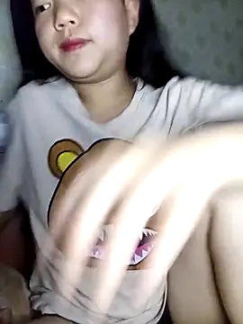 Quynhsumon online show from February 22, 2026, 2:52 pm