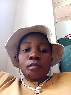 blackbeautyxx92 online show from November 13, 2025, 7:56 am