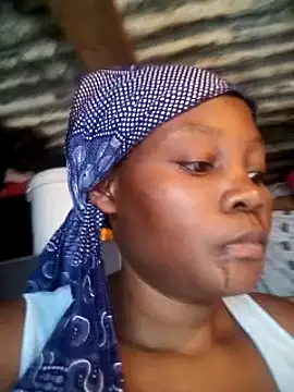 blackbeautyxx92 online show from November 1, 2025, 1:27 pm