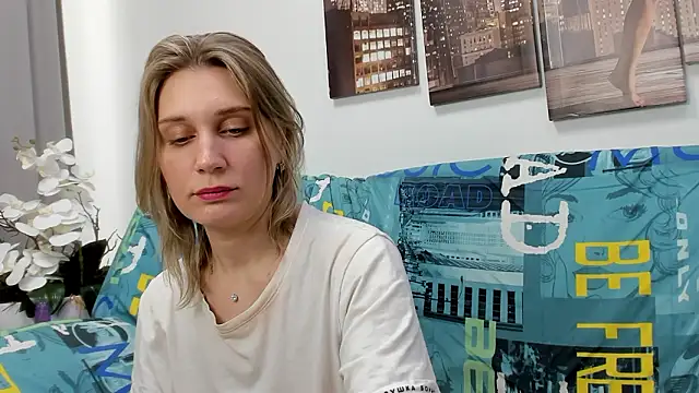 Tenderly Sophie online show from March 2, 2026, 5:19 am