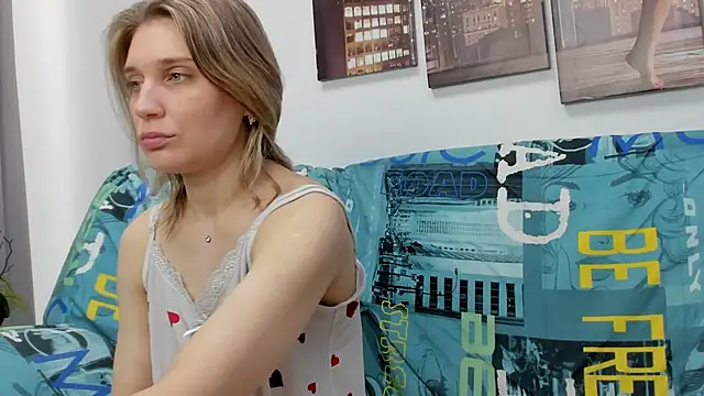 Tenderly Sophie online show from February 16, 2026, 1:26 am