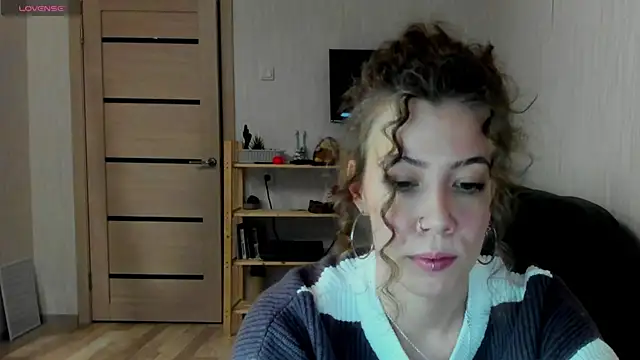 twinkle rosie online show from January 10, 2026, 6:47 pm