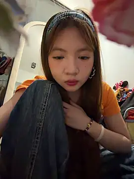 Cheese-666 online show from April 8, 2026, 1:23 pm