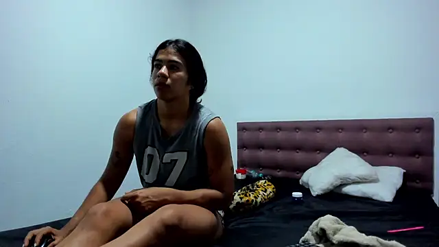 AshleyDeLuca  online show from February 19, 2026, 10:18 pm