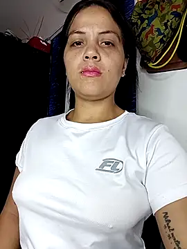 Snapshot of tattyHot95 chatting on November 20, 2025, 1:45 pm tattyHot95 online show from November 20, 2025, 1:45 pm