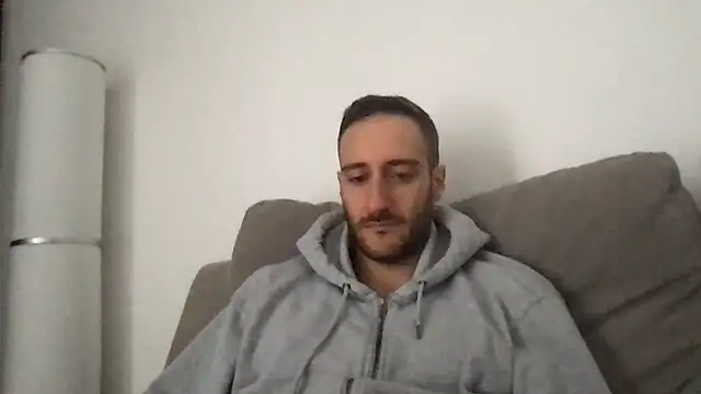 LukaShyGuy online show from February 6, 2026, 12:45 pm