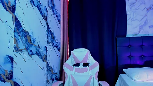 Scarlet DLuce online show from February 25, 2026, 8:58 am