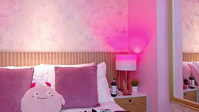 AdelineJhones online show from December 22, 2025, 2:06 pm