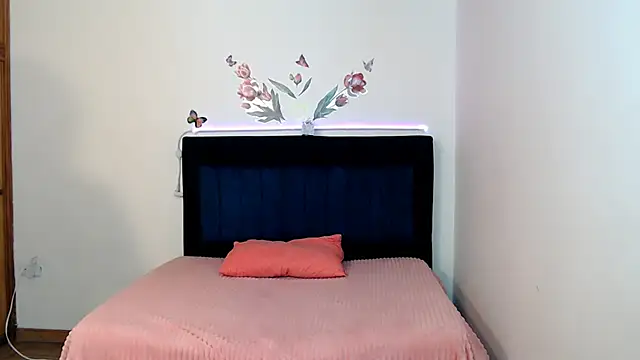 Snapshot of BRYXS1 chatting on February 19, 2026, 7:22 pm BRYXS1 online show from February 19, 2026, 7:22 pm