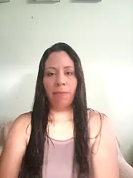 Snapshot of LeilaTaylor chatting on November 15, 2025, 1:26 pm LeilaTaylor online show from November 15, 2025, 1:26 pm
