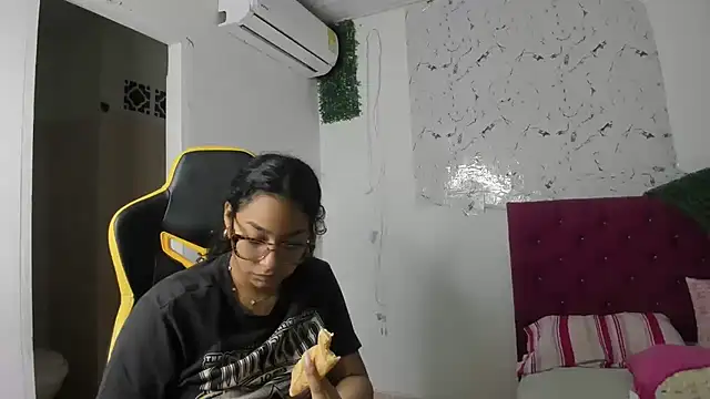 emily stars1 online show from February 5, 2026, 12:39 am