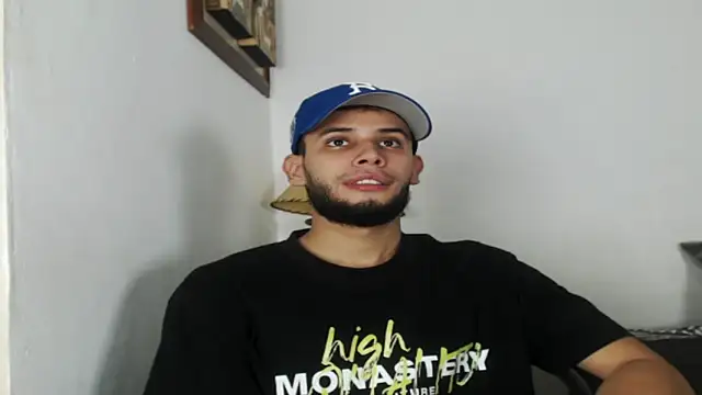 Snapshot of Maxcole_07 chatting on November 6, 2025, 11:31 pm Maxcole 07 online show from November 6, 2025, 11:31 pm