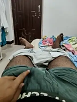 harshkumar0001 online show from October 31, 2025, 8:38 pm