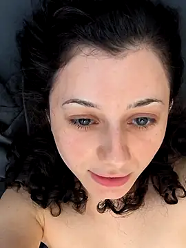 Snapshot of Meiii27 chatting on November 8, 2025, 3:48 pm Meiii27 online show from November 8, 2025, 3:48 pm