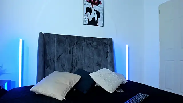 Cloy Areo online show from December 22, 2025, 11:54 am