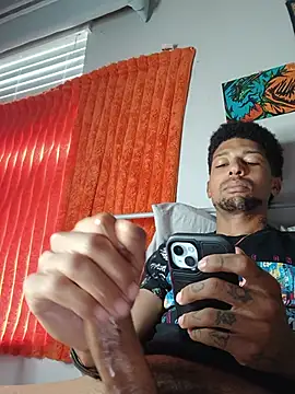 Snapshot of BigPrettyDick777 chatting on June 2, 2026, 7:47 pm BigPrettyDick777 online show from June 2, 2026, 7:47 pm