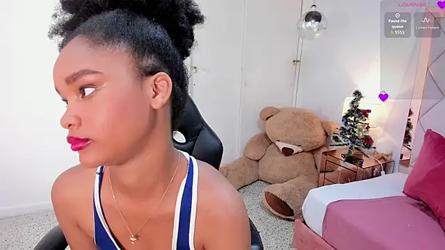 Snapshot of karolebonyy chatting on December 1, 2025, 1:45 pm karolebonyy online show from December 1, 2025, 1:45 pm