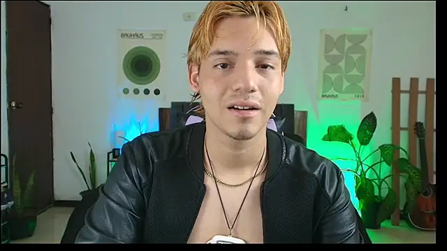 Snapshot of Habel__moretti chatting on February 18, 2026, 6:59 pm Habel moretti online show from February 18, 2026, 6:59 pm