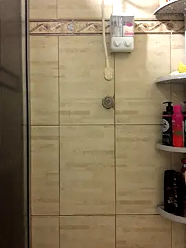 Snapshot of MAVI_EC chatting on November 25, 2025, 11:16 pm MAVI EC online show from November 25, 2025, 11:16 pm