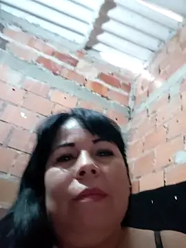 Snapshot of mother2-divorced chatting on October 30, 2025, 1:42 pm mother2-divorced online show from October 30, 2025, 1:42 pm