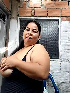 Snapshot of mother2-divorced chatting on November 1, 2025, 1:38 pm mother2-divorced online show from November 1, 2025, 1:38 pm