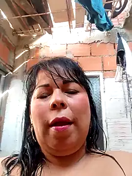 Snapshot of mother2-divorced chatting on November 23, 2025, 1:32 pm mother2-divorced online show from November 23, 2025, 1:32 pm