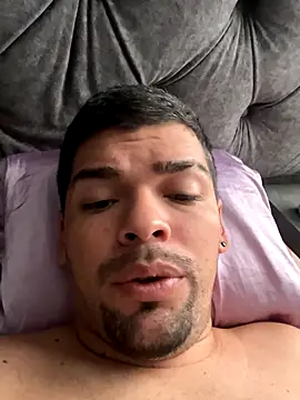 Alexstrw online show from October 22, 2025, 12:15 pm