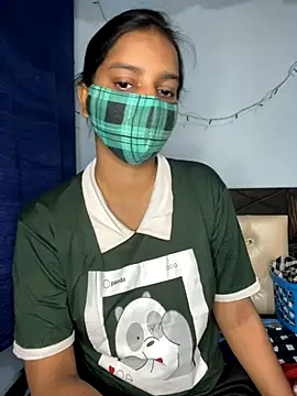 Snapshot of Cute_Marina chatting on November 12, 2025, 4:11 pm Cute Marina online show from November 12, 2025, 4:11 pm