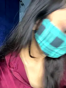 Snapshot of Cute_Marina chatting on November 29, 2025, 5:29 am Cute Marina online show from November 29, 2025, 5:29 am