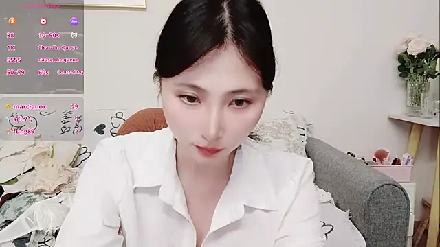 yuyan3929 online show from May 30, 2026, 2:12 pm