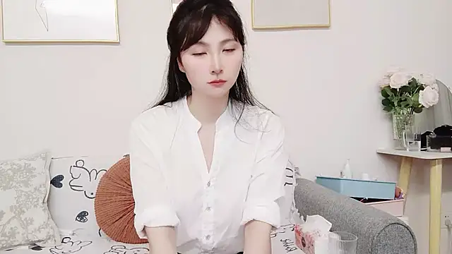 yuyan3929 online show from June 8, 2026, 1:28 am