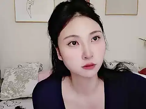 yuyan3929 online show from October 23, 2025, 12:31 am