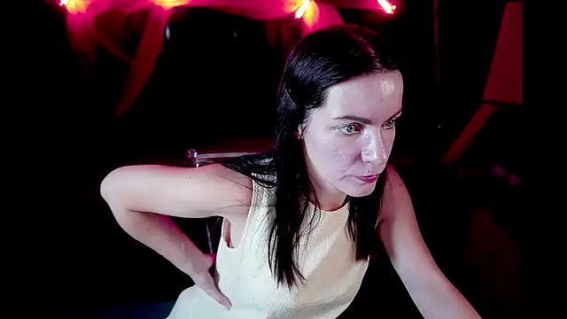 SofieMoons online show from November 11, 2025, 2:12 pm