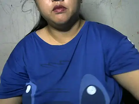 Azaleah30 online show from October 24, 2025, 2:05 pm