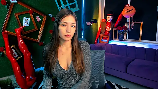 lollyrais online show from October 23, 2025, 9:41 am