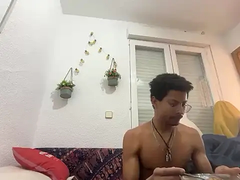 Albert Madrid online show from March 19, 2026, 5:35 pm