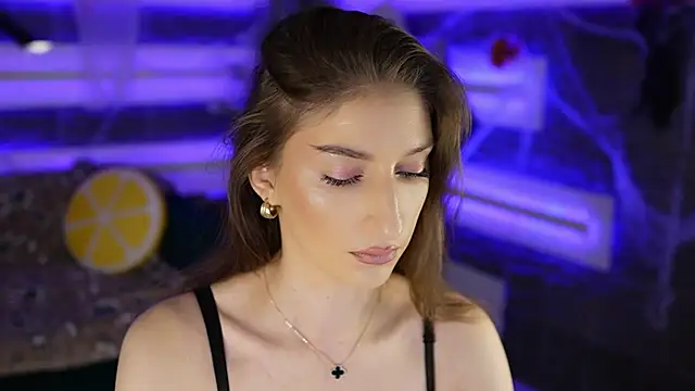 SexyCelline online show from November 10, 2025, 5:23 am