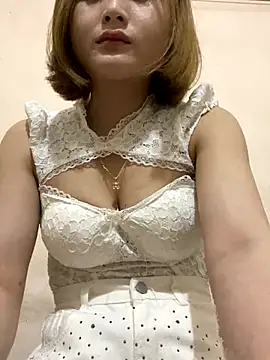 Emma sexy98 online show from October 31, 2025, 11:29 am