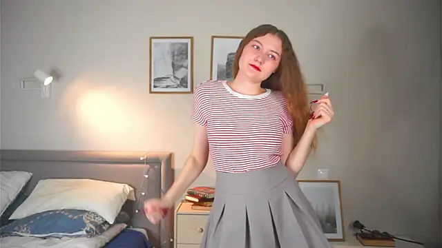 Snapshot of MegganKinson chatting on November 1, 2025, 5:03 am MegganKinson online show from November 1, 2025, 5:03 am