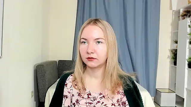 Snapshot of CathyHeximer chatting on November 24, 2025, 7:41 am CathyHeximer online show from November 24, 2025, 7:41 am